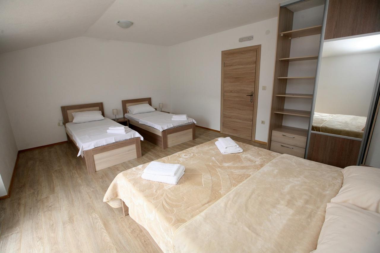 Ruza Apartments Котор Екстериор снимка
