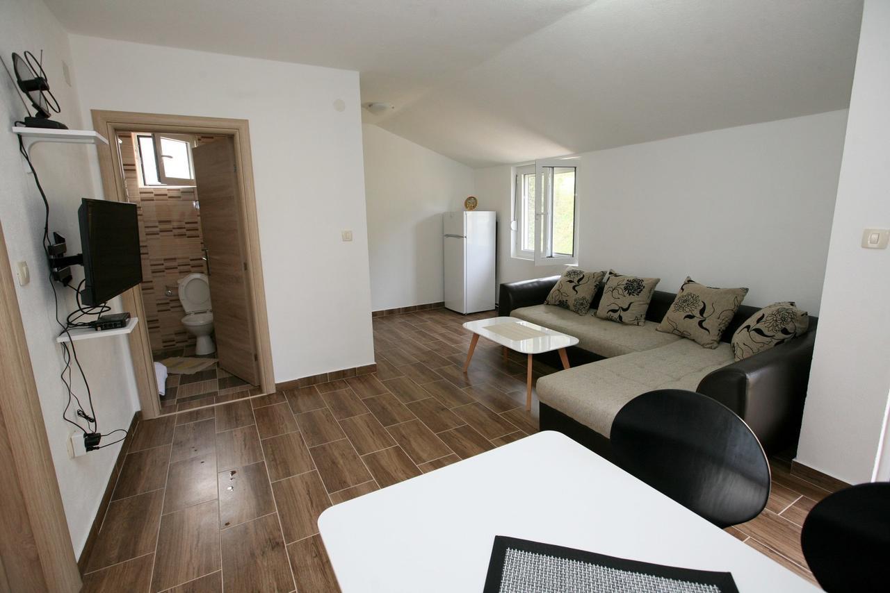 Ruza Apartments Котор Екстериор снимка