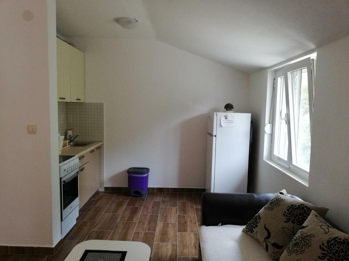 Ruza Apartments Котор Екстериор снимка
