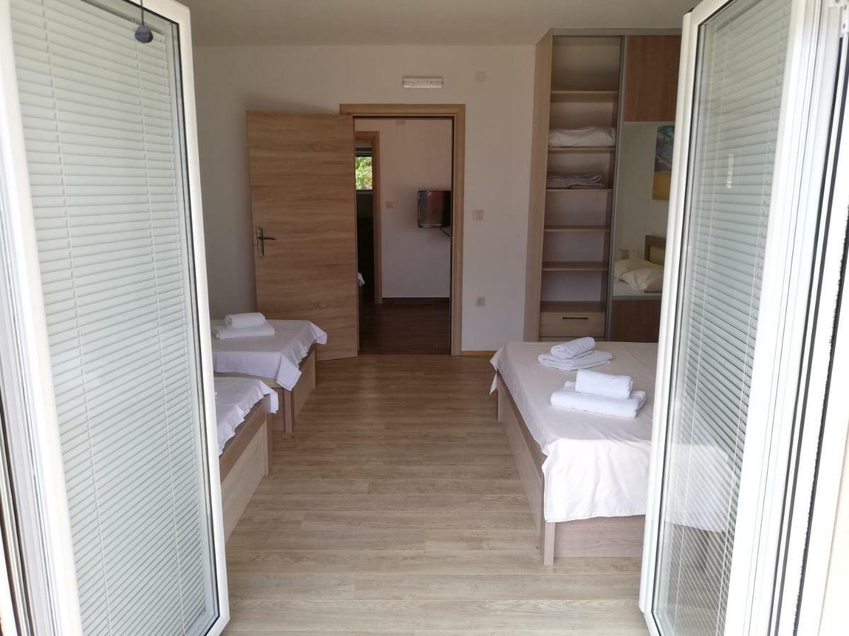 Ruza Apartments Котор Екстериор снимка